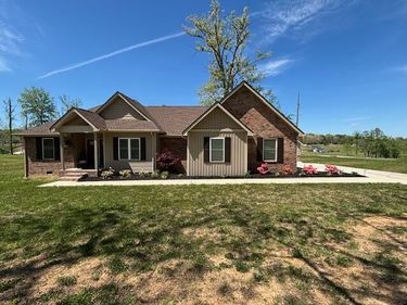 108 Twin Ponds Rd , Corbin, KY 40701