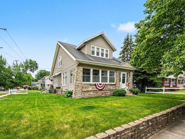 3852 30th Street SW, Grandville, MI 49418