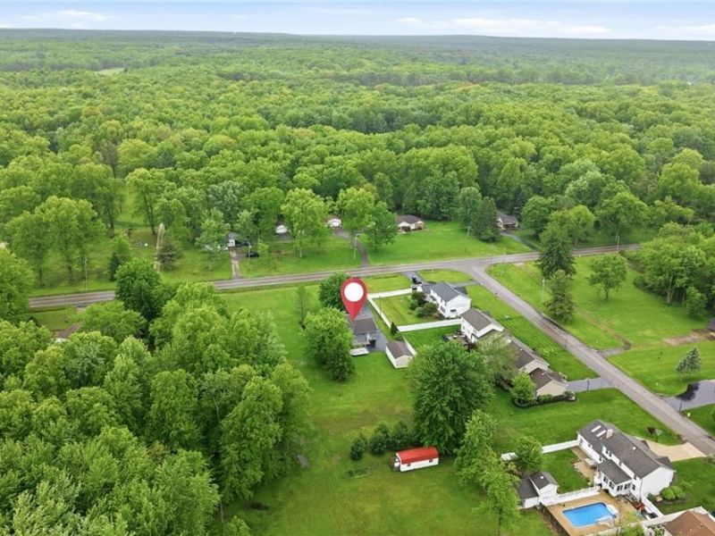 2821 Wilson Sharpsville Road, Cortland, OH 44410 Photo 18