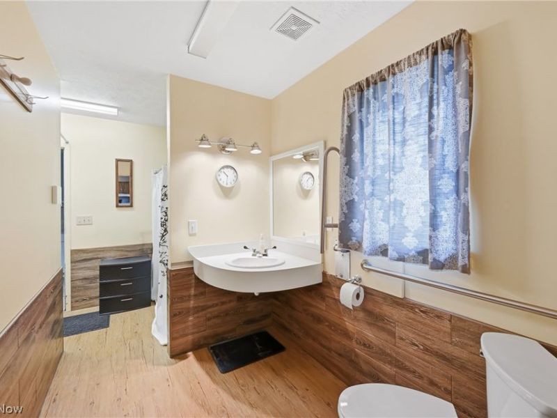 2821 Wilson Sharpsville Road, Cortland, OH 44410 Photo 29