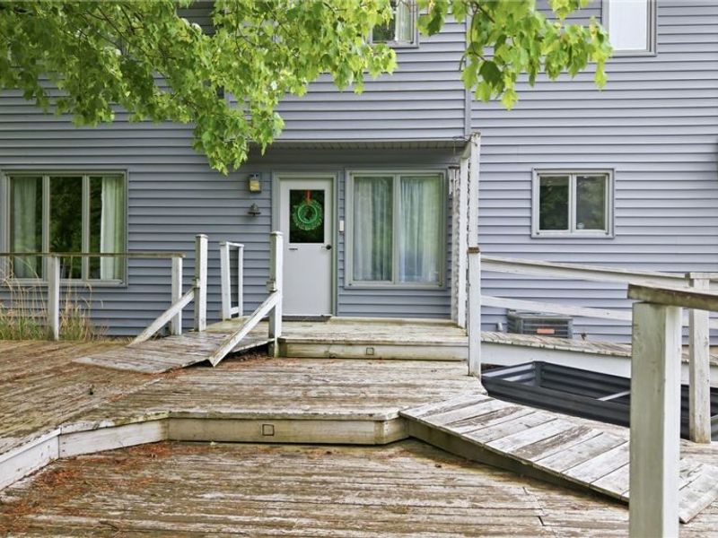 2821 Wilson Sharpsville Road, Cortland, OH 44410 Photo 8