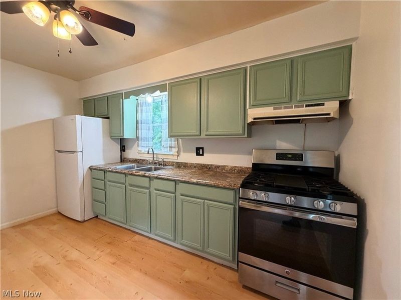 1564 Adelaide Avenue SE, Warren, OH 44484 Photo 4