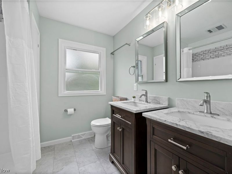 26553 Hilliard Boulevard , Westlake, OH 44145 Photo 25