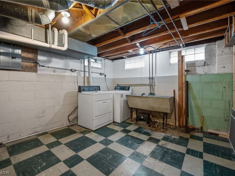 4353 W 182nd Street , Cleveland, OH 44135 Photo 24