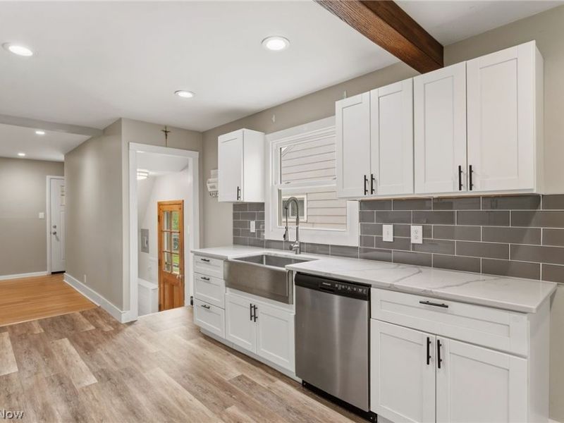 4353 W 182nd Street , Cleveland, OH 44135 Photo 3