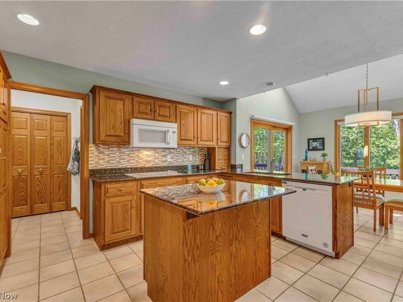 1011 Cedarwood Lane, Medina, OH 44256 Photo 14