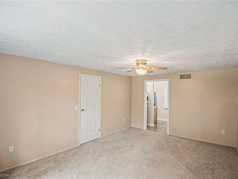 9252 Briarbrook Drive NE, Howland, OH 44484 Photo 20