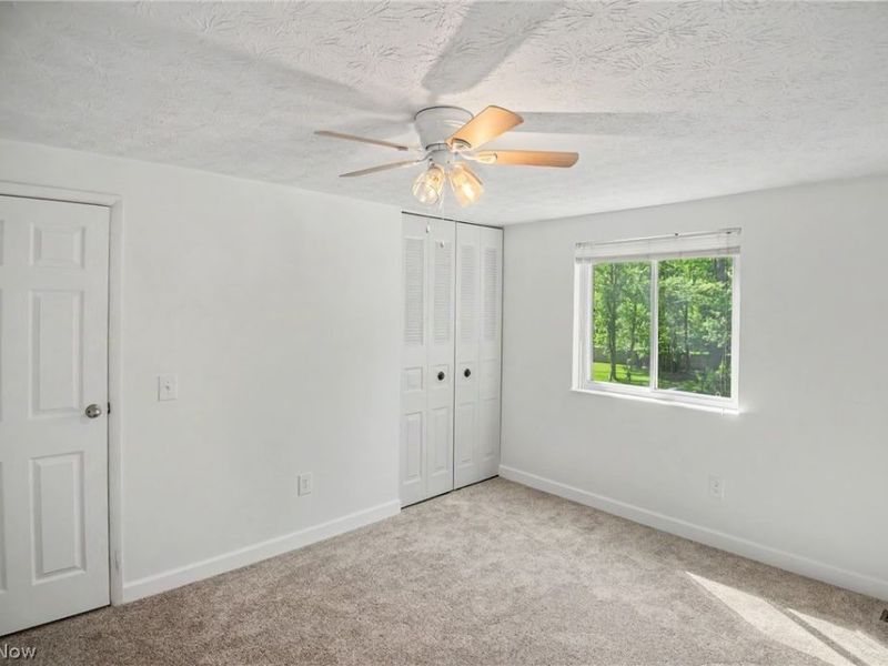 9252 Briarbrook Drive NE, Howland, OH 44484 Photo 24