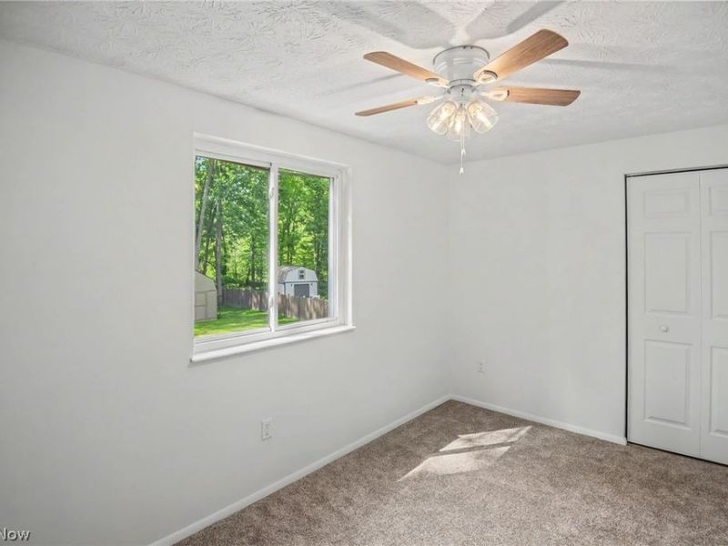 9252 Briarbrook Drive NE, Howland, OH 44484 Photo 25
