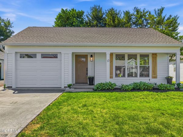 13 Saint Paul Place, Manchester, NJ 08759