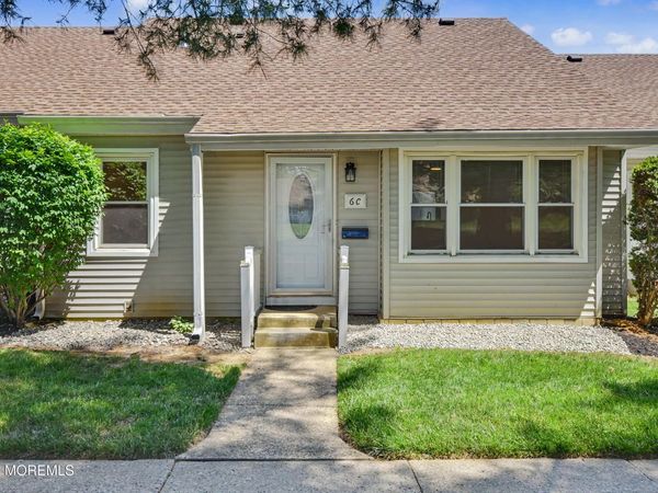6 Plaza De Las Flores, Unit C, Freehold, NJ 07728