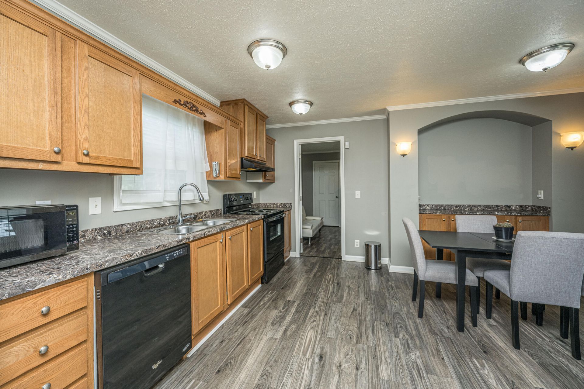 232 Shannonwood Drive Photo 10