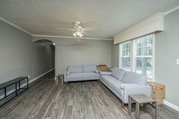 232 Shannonwood Drive photo 4