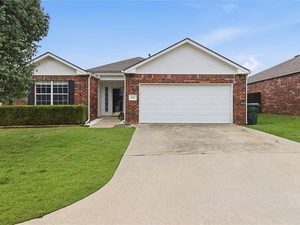 129 Bradford Place, Oklahoma City, OK 73130