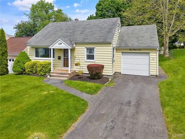 119 Fairwood Drive, Syracuse, NY 13219