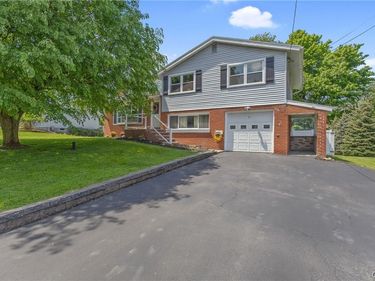 7 Devon Place, Camillus, NY 13031