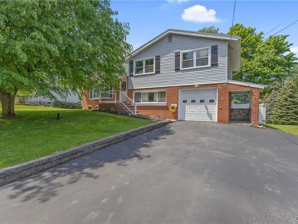 7 Devon Place, Camillus, NY 13031