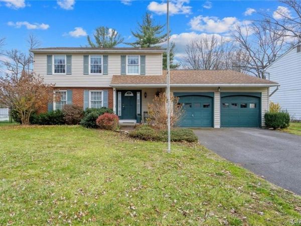 116 Stillwater Drive , East Syracuse, NY 13057