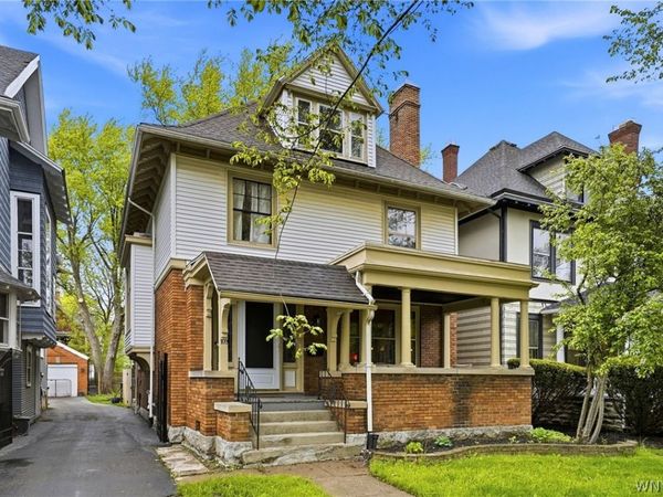 109 Dorchester Road , Buffalo, NY 14213