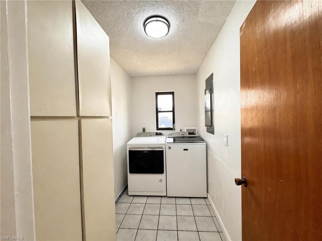 429 SW 44th St, Cape Coral, FL 33914 Photo