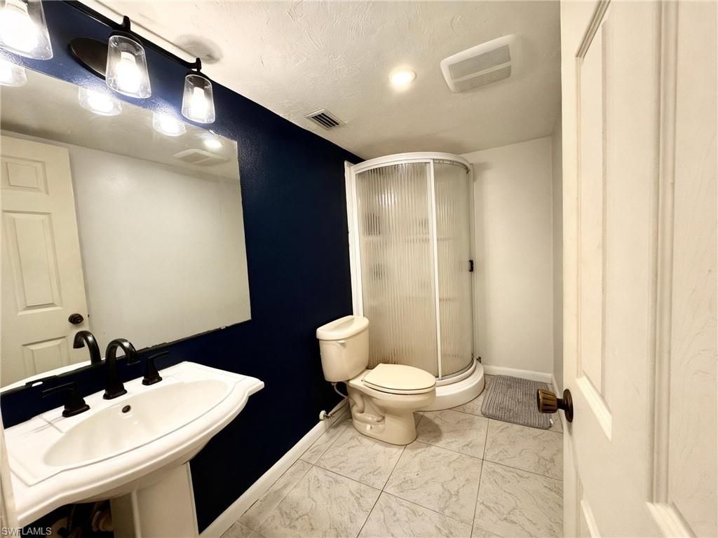 429 SW 44th St, Cape Coral, FL 33914 Photo