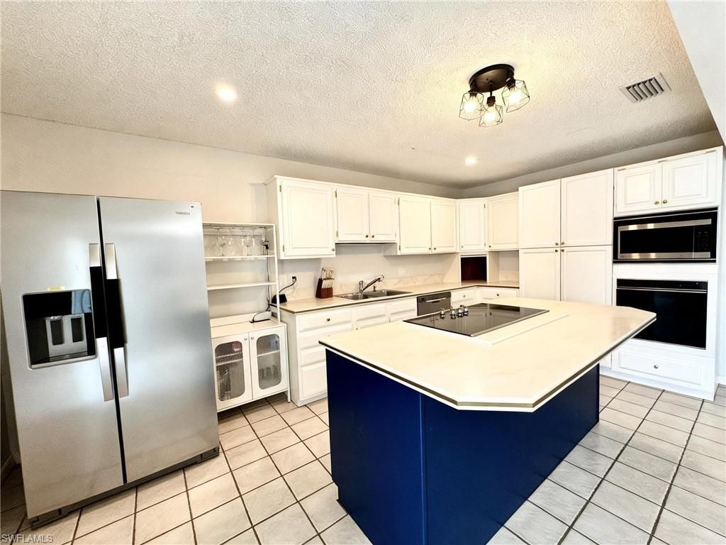 429 SW 44th St, Cape Coral, FL 33914 Photo