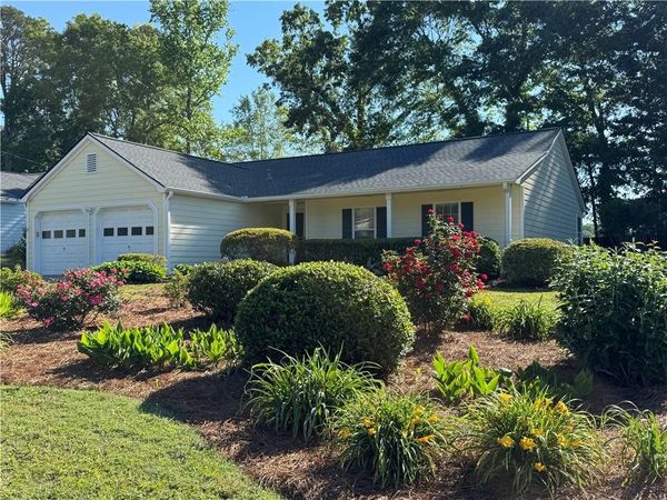 4031 River Rock Way , Woodstock, GA 30188