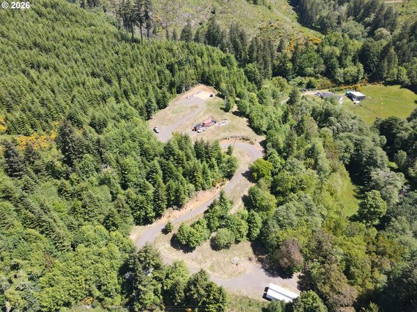 301 UPPER NESTUCCA RIVER RD, Beaver, OR 97108