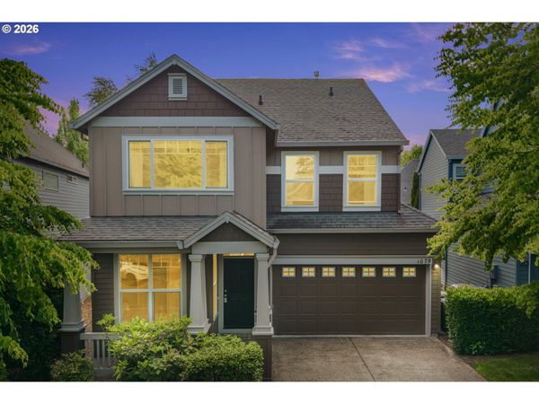 1079 SE PORTLANDIA AVE, Hillsboro, OR 97123