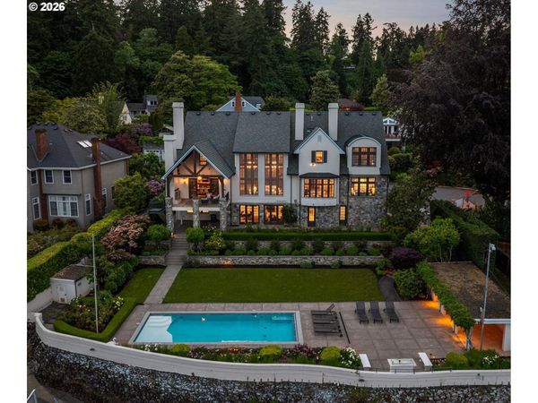 11859 S RIVERWOOD RD, Portland, OR 97219