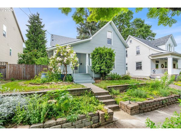 9039 N RICHMOND AVE, Portland, OR 97203