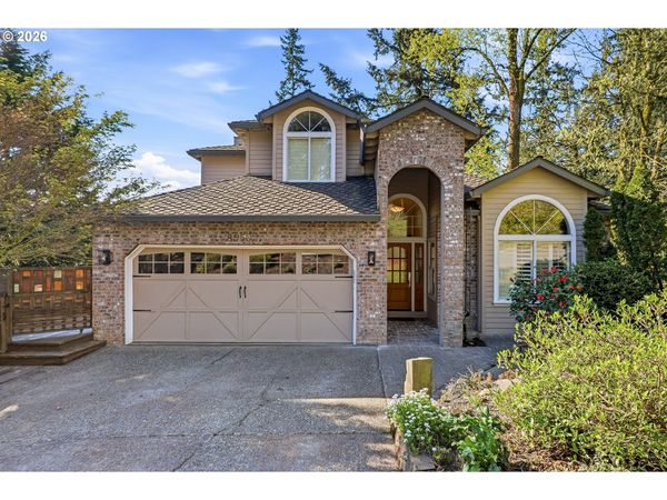 8550 SW ROGUE LN, Wilsonville, OR 97070
