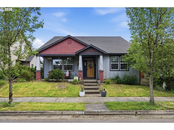1701 WEBB LAKE DR, Silverton, OR 97381