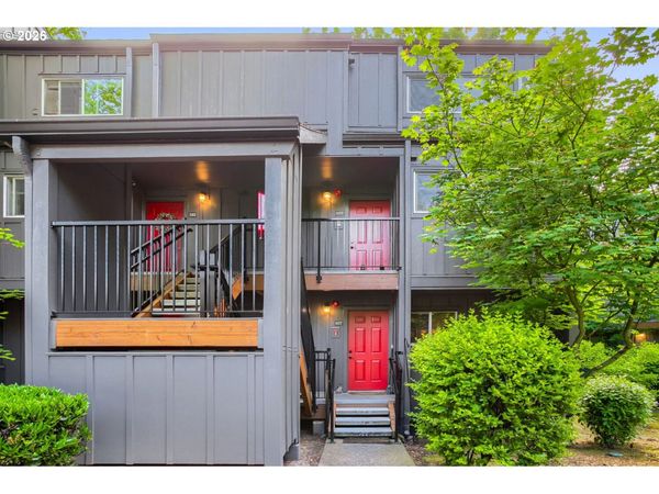 4 TOUCHSTONE, Unit 109, Lake Oswego, OR 97035