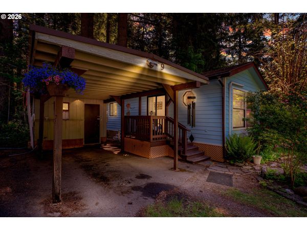 55636 MCKENZIE RIVER DR, Unit 9, Blue River, OR 97413