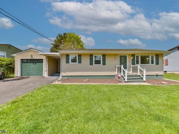 164 Carpentersville Rd, Phillipsburg, NJ 08865