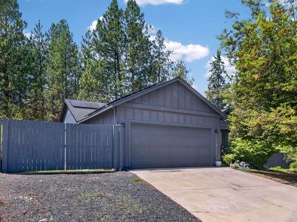 61039 Honkers Lane, Bend, OR 97702