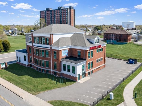 1151 Robeson St, Fall River, MA 02720