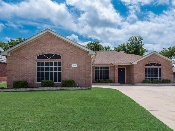 200 N Bending Oak Lane, Wylie, TX 75098