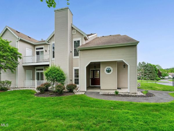 213 Diamond Rock Circle, Troy, NY 12182