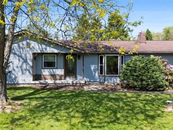 4676 Parkman Road NW, Southington, OH 44470