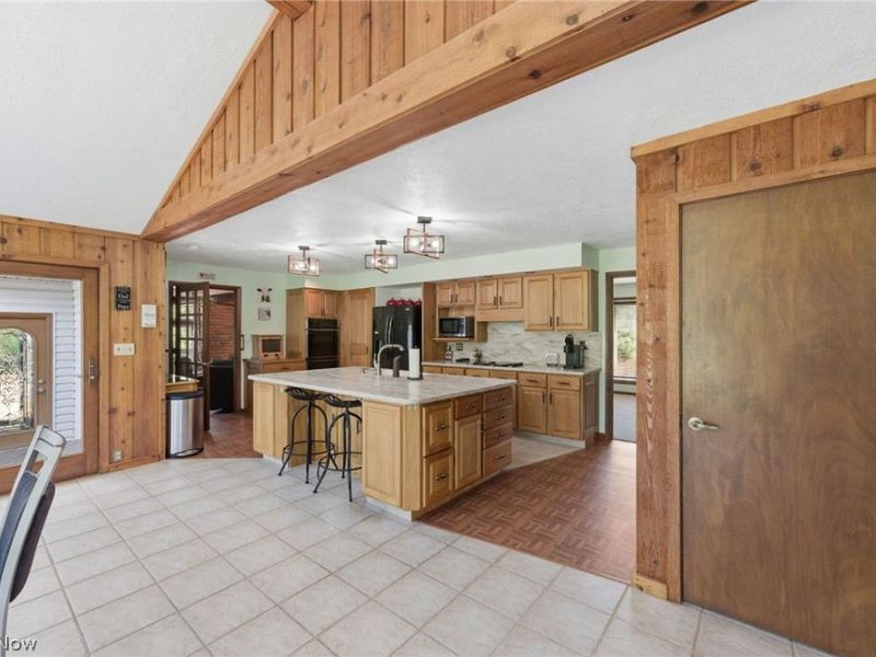 4676 Parkman Road NW, Southington, OH 44470 Photo 16