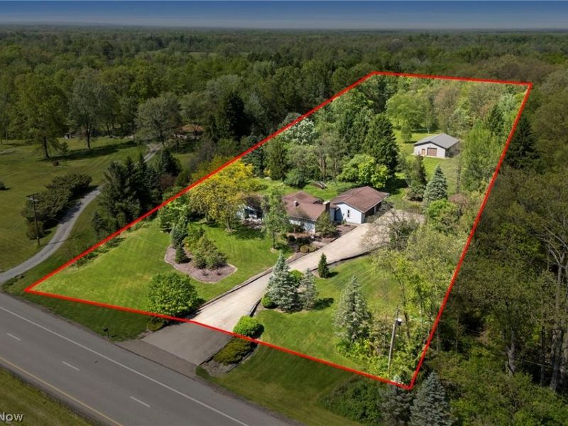 4676 Parkman Road NW, Southington, OH 44470 Photo 3