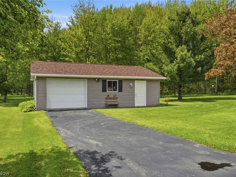 5935 Slater Road, Williamsfield, OH 44093 Photo 3