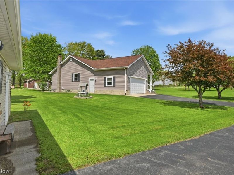 5935 Slater Road, Williamsfield, OH 44093 Photo 4