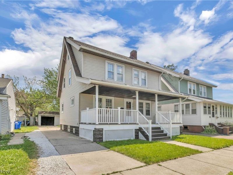 17011 Puritas Avenue, Cleveland, OH 44135 Photo 2