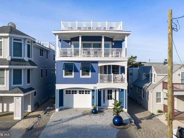 30 N 3RD STREET, SURF CITY, NJ 08008