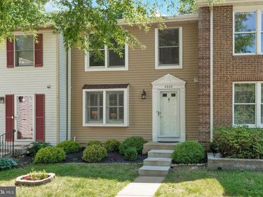 2038 BROOKS SQUARE PLACE , FALLS CHURCH, VA 22043
