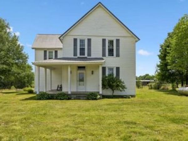 14 Phagan Rd , Petersburg, TN 37144