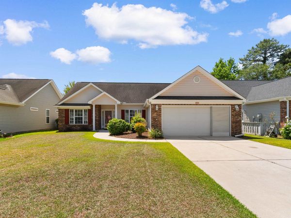 220 Candlewood Dr., Conway, SC 29526